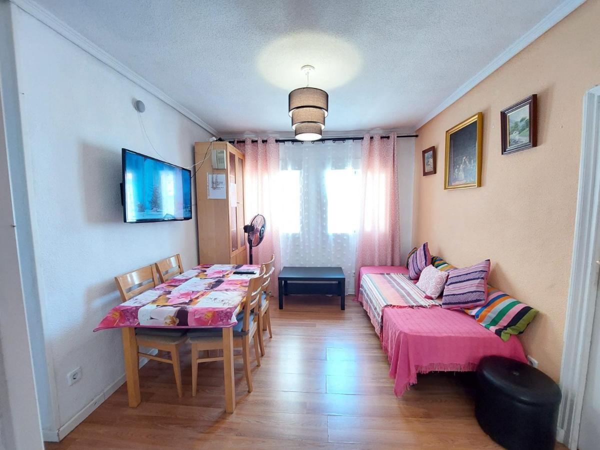 Homestay Olivos Madryt Zewnętrze zdjęcie